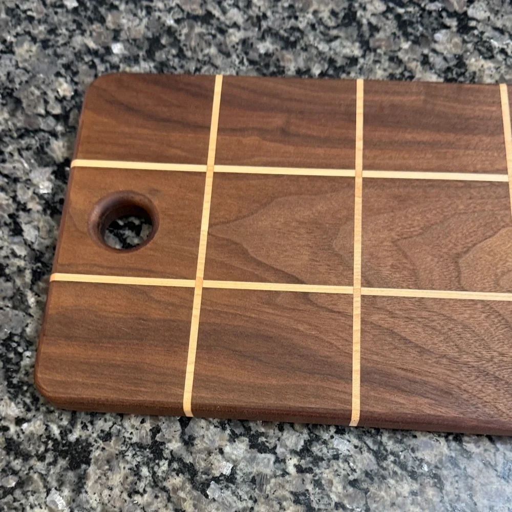 Checked Wooden Cutting Board with Grid Design NEW